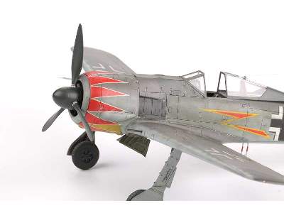 Fw 190A-5 light fighter 1/48 - image 17