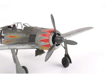 Fw 190A-5 light fighter 1/48 - image 18