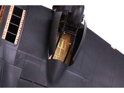He 111H-3 undercarriage 1/48 - Icm - image 5
