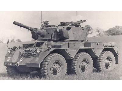 FV-601 Saladin Armoured car - image 18