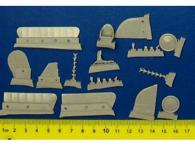 Pfalz D.Iii A Detail Set For Eduard 8047, 22 Resin Parts - image 2