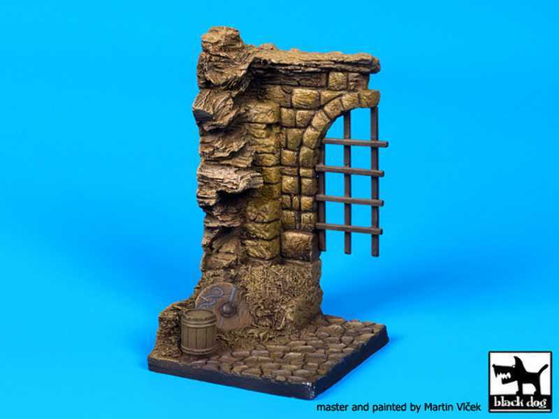 Medieval Gate Base - image 1