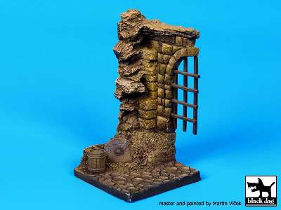 Medieval Gate Base - image 2