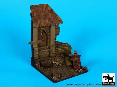 Ruined House Base - image 2