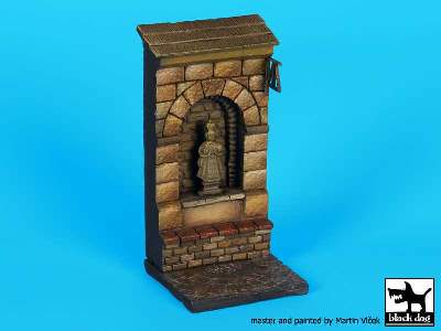 Niche With Saint Base - image 2