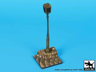 Street Lamp Base - image 2