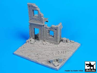 Hause Ruin Europe Base - image 6