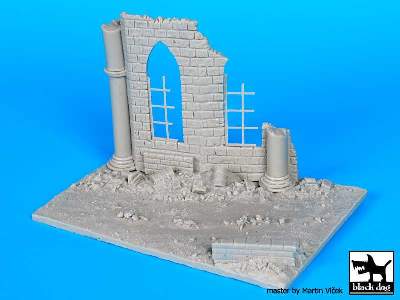 Cathedral Ruin Base - image 6