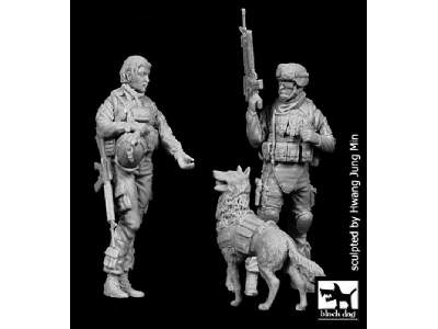 US Woman + Soldier With Dog - image 1