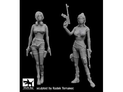 Post Apocalyptic Women Set - image 1