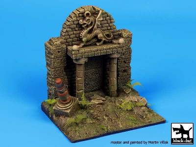 Dragon House Fantasy Base - image 2