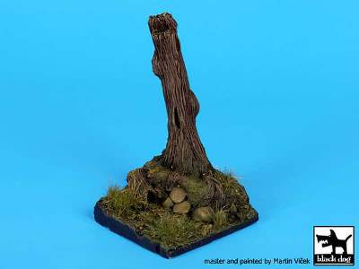 Tree Fantasy Base - image 1
