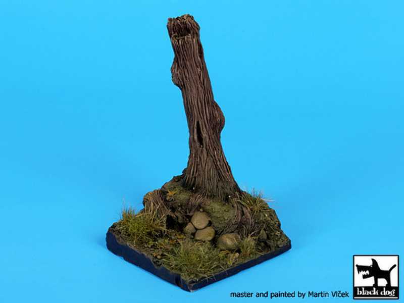 Tree Fantasy Base - image 1