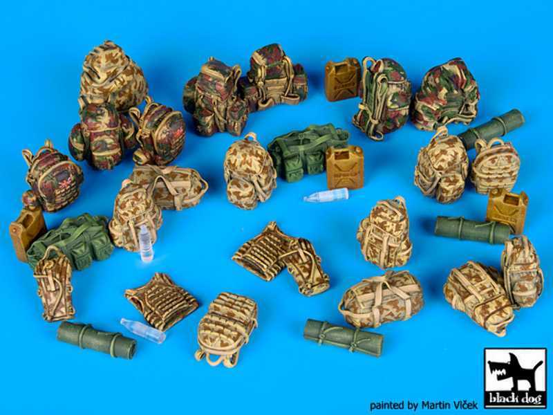British Modern Equipment Accessories Set - image 1