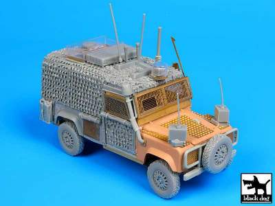 Land Rover Defender Snatch Barracuda For Hobby Boss - image 1