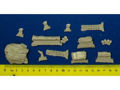 Pz  Kpfw 35 /T / Accessories Set For Academy - image 7