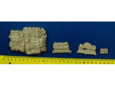 US White 666 Accessories Set For Hobby Boss - image 7