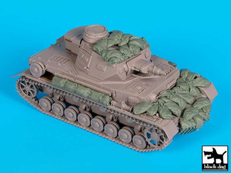 Pz.Kpfw. Iii Accessories Set For Italeri - image 1