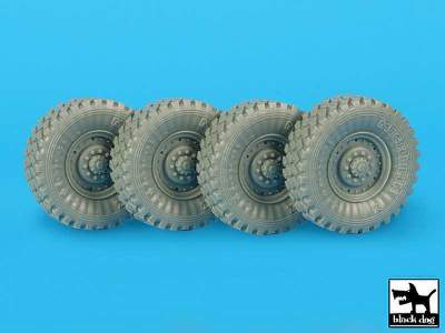 M1117 Guardian Wheels Accessories Set - image 1