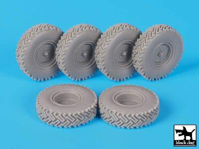 Australian Land Rover Wheels Accessories Set - image 2