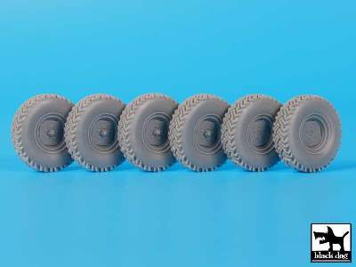 Australian Land Rover Wheels Accessories Set - image 3