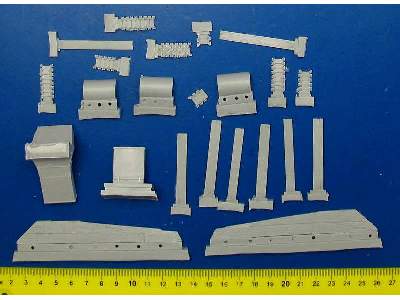 US Marine Sherman Accessories Set For Hobby Boss 84803, 19 Resin - image 5