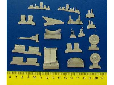 Sd.Kfz.252 + Sd.Anh.32 Conversion Set For Tamiya 32550, 26 Resin - image 6