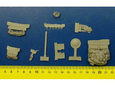 German Panzer  38(T) Ausf E/F Accessories Set - image 6