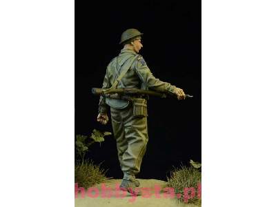 British / Commonwealth Infantryman Walking 1942-45 - image 3