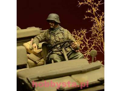 Waffen SS Jeep Driver, Ardennes 1944 - image 2