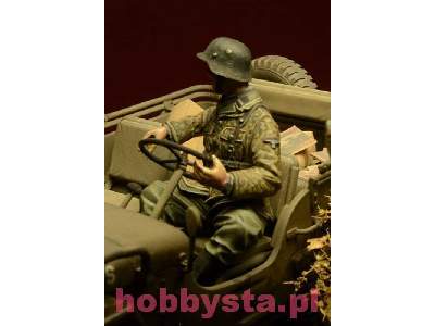 Waffen SS Jeep Driver, Ardennes 1944 - image 3