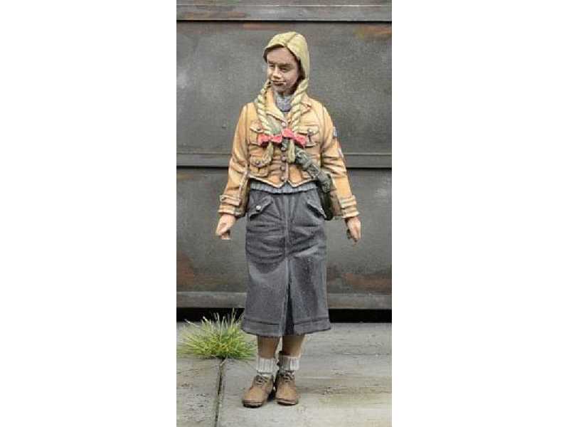 Bdm Young Girl, Germany 1945 - image 1