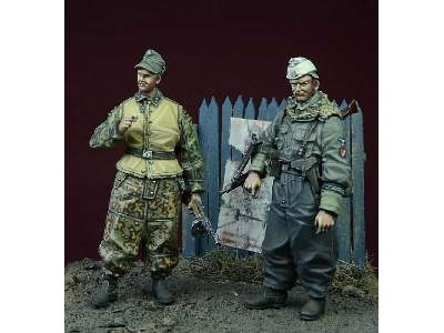 Waffen SS Foreign Volunteers Winter 1943-45 - image 1