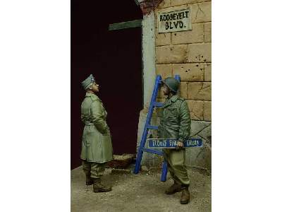 Germany 1945 D-Day Miniature 1/35 "Roosevelt Boulevard" US Soldiers 