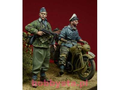 Hg Division Soldiers - image 3