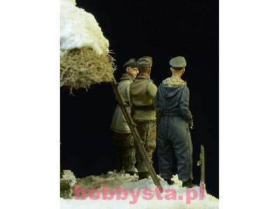 Waffen SS Officers Winter 1943-45 - image 4