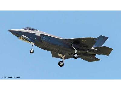 F-35A Lightning II JASDF First Aircraft Limited Edition - image 1