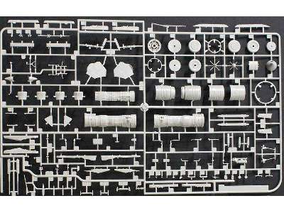 Su-17/22UMK-3 Fitter - image 4