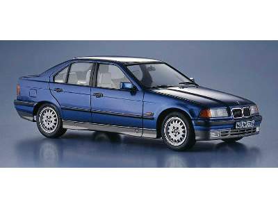 BMW 318i Limited Edition - image 1