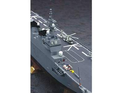 JMSDF DDH Hyuga - image 5