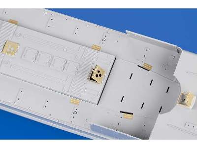 S-38 Schnellboot hatches 1/35 - Italeri - image 4