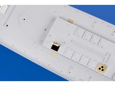 S-38 Schnellboot hatches 1/35 - Italeri - image 6