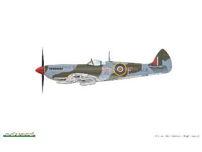 Spitfire Mk. VIII 1/72 - image 5