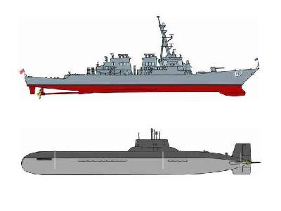Russian Typhoon Submarine vs U.S.S. Cole Destroyer (DDG-67) - image 1