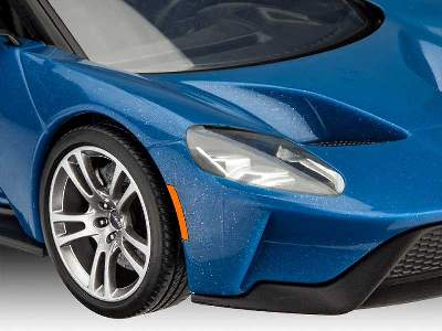 2017 Ford GT - image 5