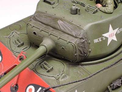 U.S. Medium Tank M4A3E8 Sherman Easy Eight Korean War - image 7