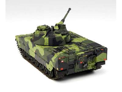 CV-9040B Swedish Infantry Fighting Vehicle - image 2