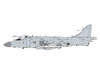 BAe Sea Harrier Fa2 - image 4