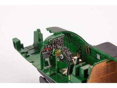 A-26B interior 1/48 - Revell - image 4