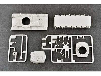 Soviet KV-122 Heavy Tank - image 4